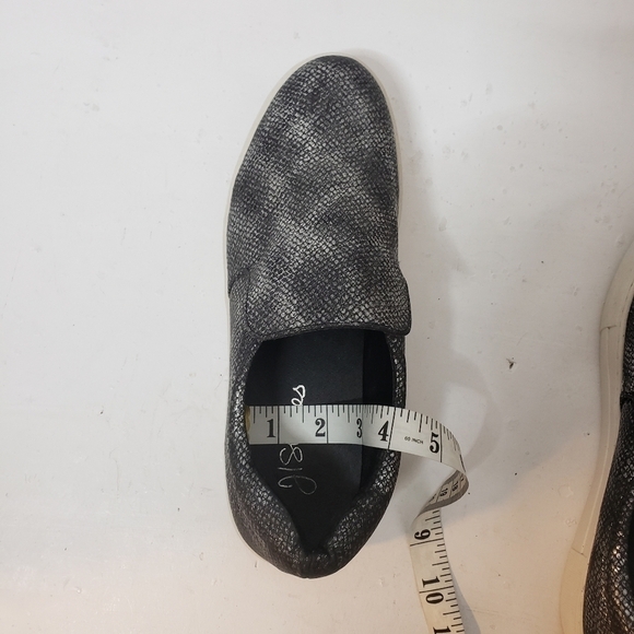 J/Slides Animal Print Platform Slip On Size  9 - Picture 8 of 10